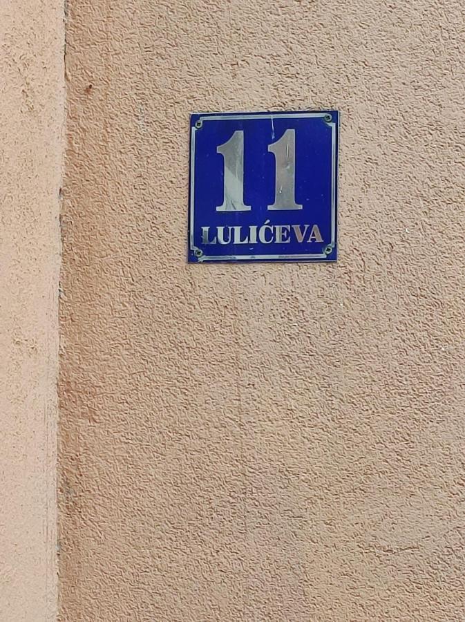 Apartment Zrno Макарська Екстер'єр фото